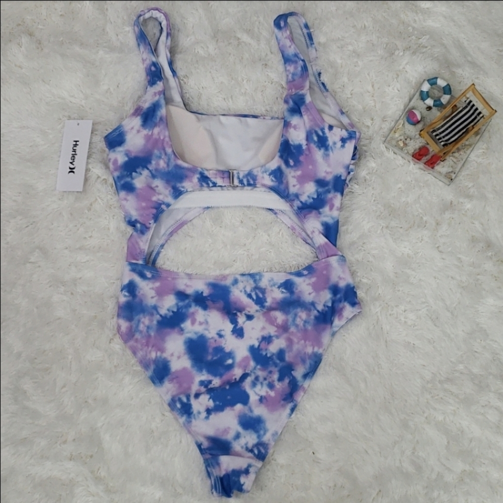 Hurley Tie-Dye One-Piece Swimsuit - Picture 2 of 10